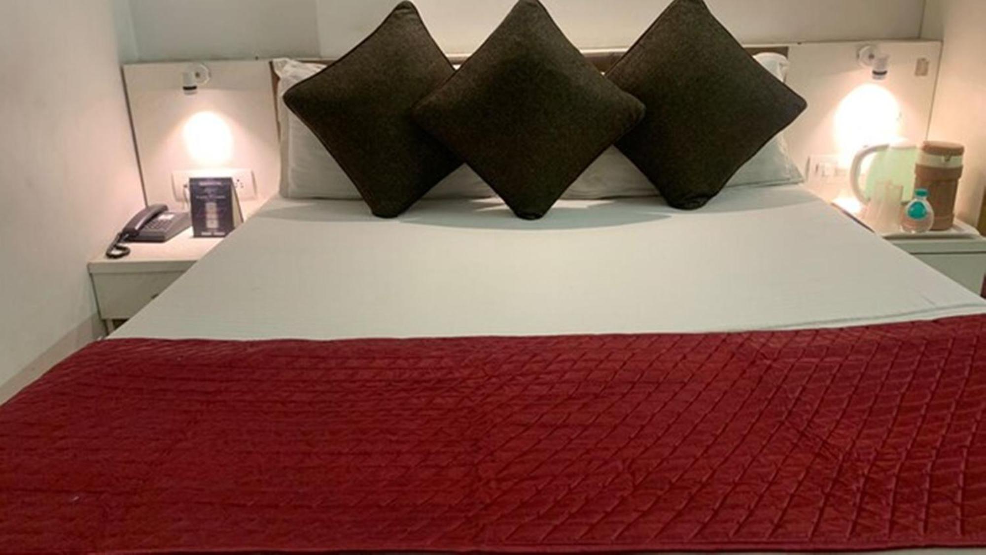 Hotel Chatako Ahmedabad Extérieur photo