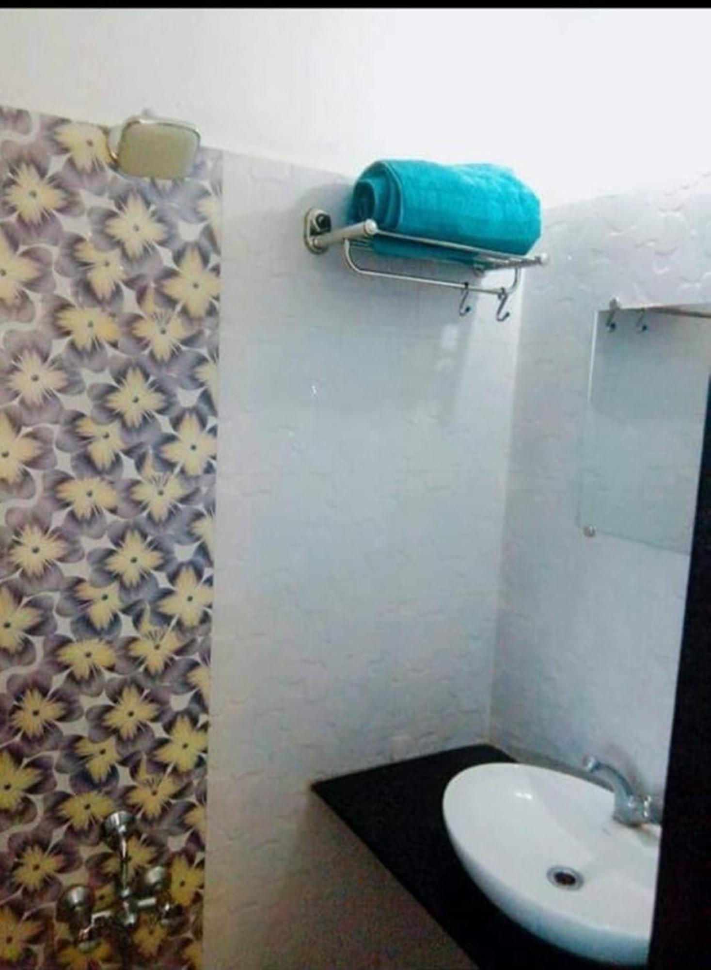 Hotel Chatako Ahmedabad Extérieur photo